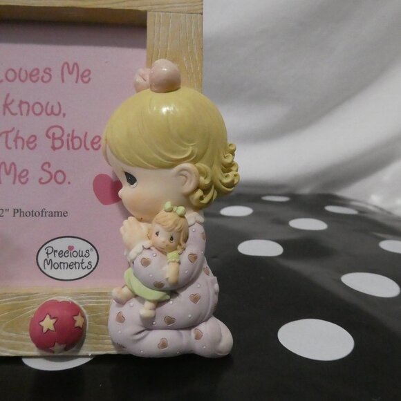 PRECIOUS MOMENTS | Jesus Loves Me | Girl Praying With Doll | 4x6" Photo Frame - Picture 8 of 13